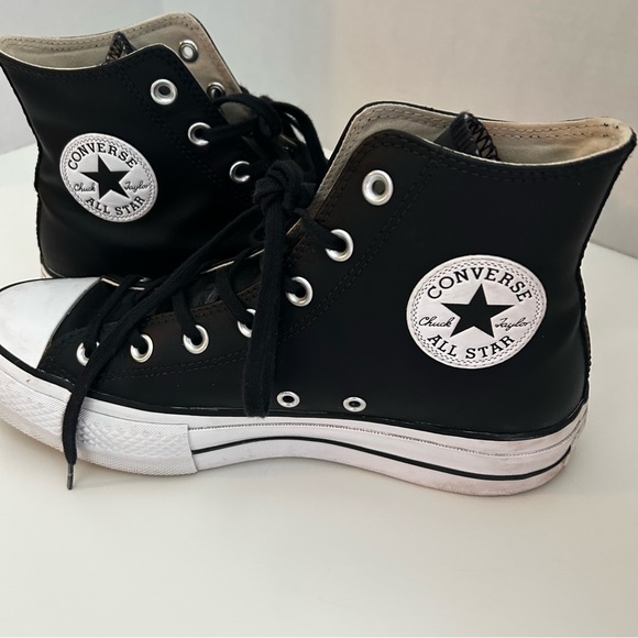 Converse Women's Leather High Top Sneakers Size 9 - Picture 7 of 12